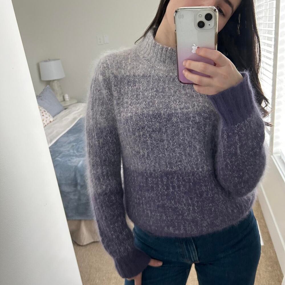 Vintage white stag angora rabbit turtleneck sweater size S/M color block violet